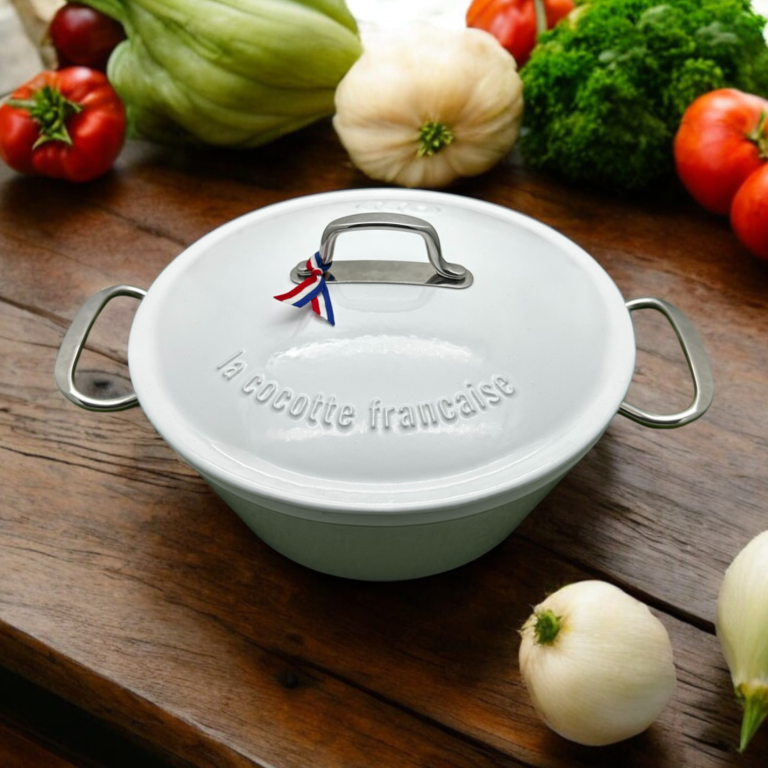 Cocotte en fonte émaillée , la cocotte française , fabriquée en france , cocotte en fonte, cuisine française , gastronomie française